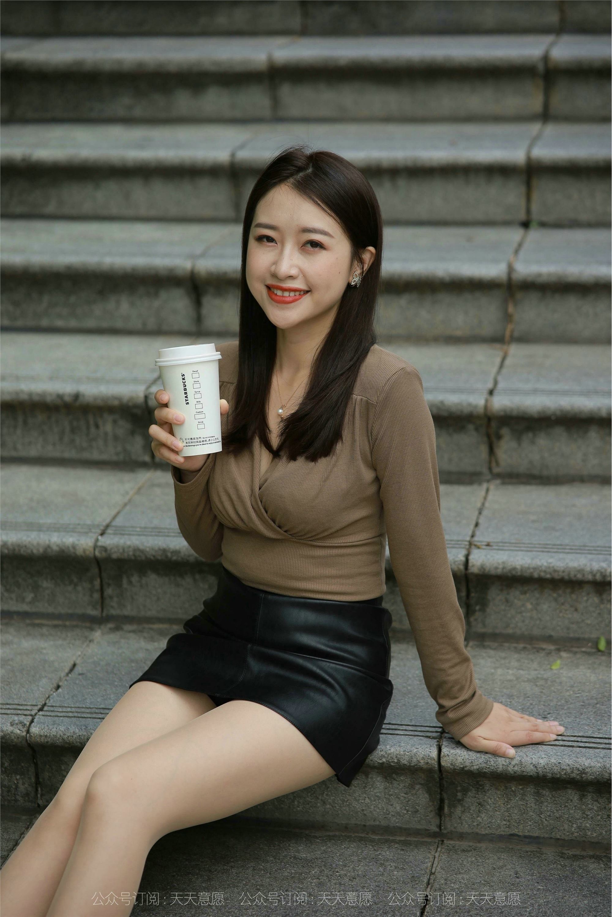 IESS异思趣向  2021.10.07 丝享家940：小婕《公园偶遇》